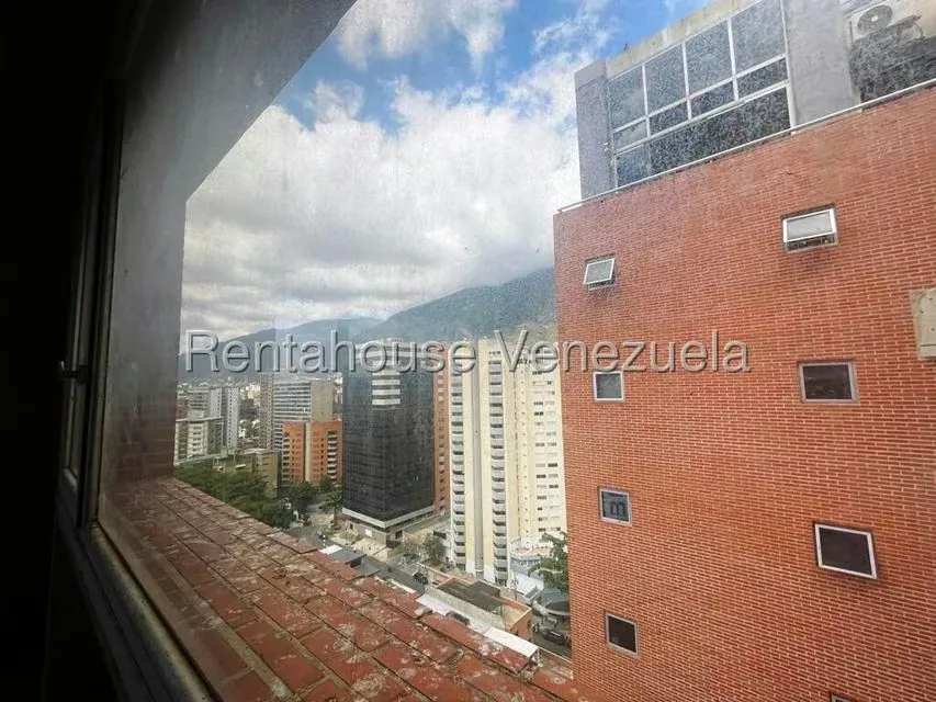 Oficina en Venta en Los Dos Caminos, Distrito Metropolitano - 16