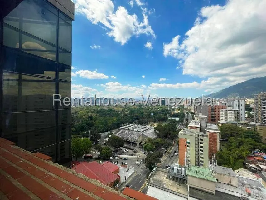 Oficina en Venta en Los Dos Caminos, Distrito Metropolitano - 19