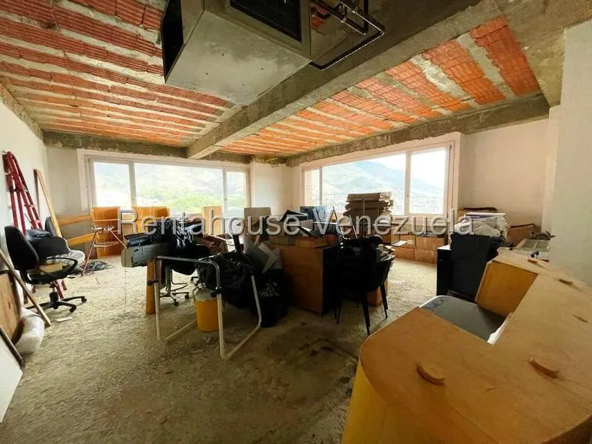 Oficina en Venta en Los Dos Caminos, Distrito Metropolitano - 32