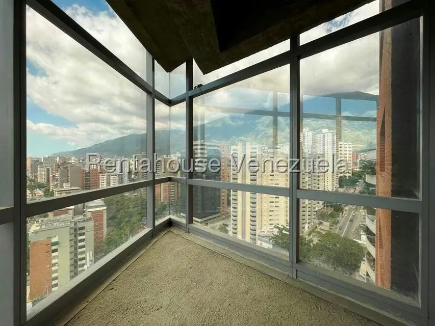 Oficina en Venta en Los Dos Caminos, Distrito Metropolitano - 9
