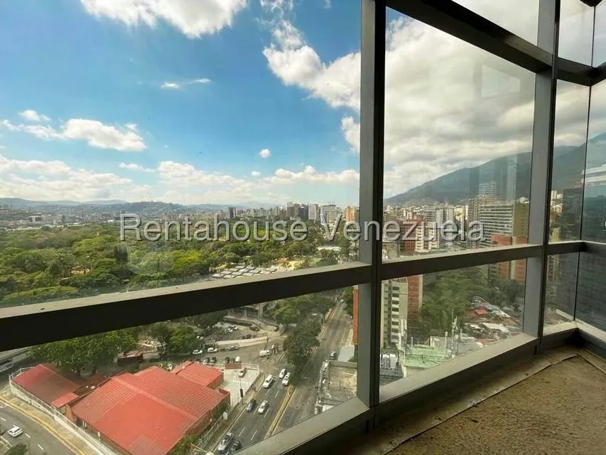 Oficina en Venta en Los Dos Caminos, Distrito Metropolitano - 10
