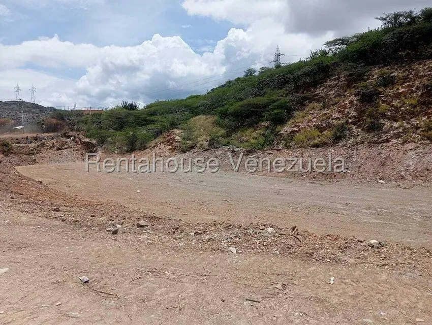 Terreno (Comercial) en Venta en Zona Industrial 3, Lara - 4