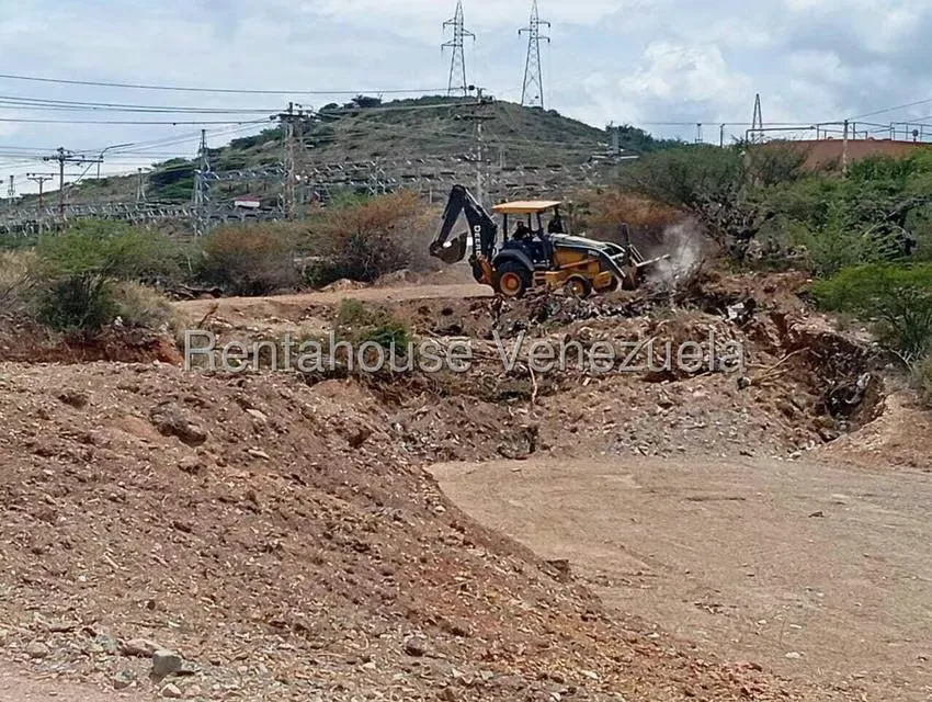 Terreno (Comercial) en Venta en Zona Industrial 3, Lara - 7