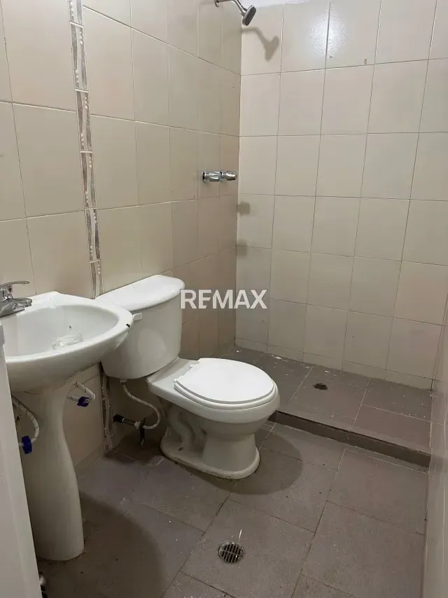 VENDO CASA EN MIRAFLORES - 13