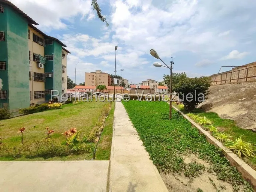Apartamento (1 Nivel) en Venta en Patarata, Lara - 16