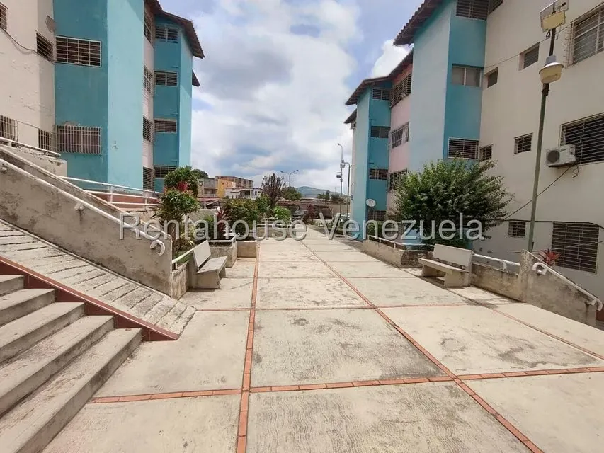 Apartamento (1 Nivel) en Venta en Patarata, Lara - 18