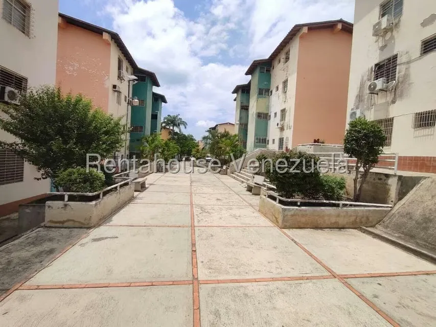 Apartamento (1 Nivel) en Venta en Patarata, Lara - 2
