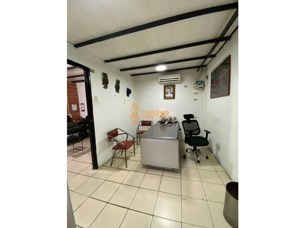 VENTA DE GALPÓN COMERCIAL AV. ARANZAZU - 6