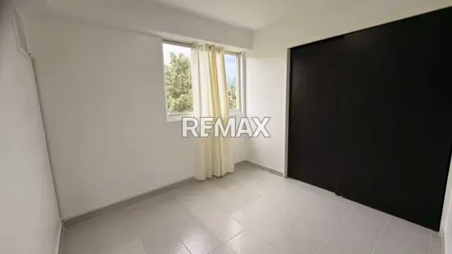 APARTAMENTO EN VENTA EN RES ALFA CENTAURO urb. Las Chimeneas - 9