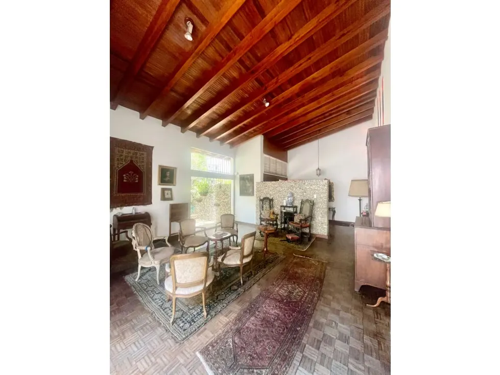 Vendo casa en calle cerrada 750m2 La Castellana 8996 - 3