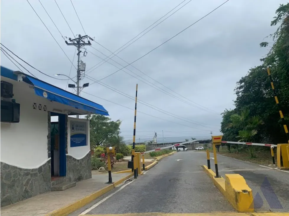 Se vende terreno 3246m2 La Llanada-Vargas 7926 - 3