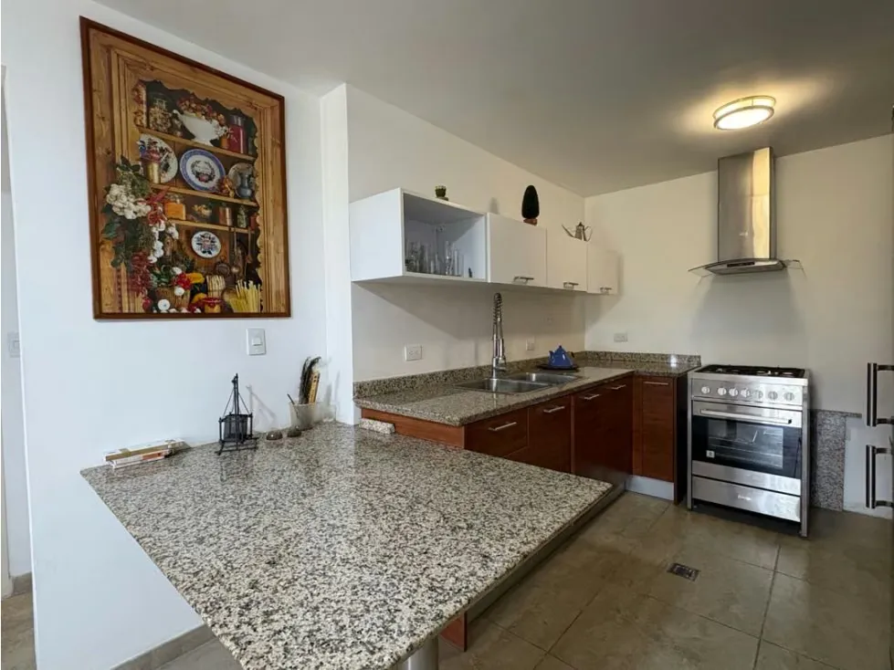 Se vende apartamento 75m2 Colinas de La Tahona 4457