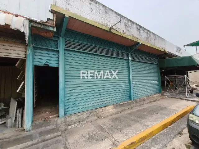 LOCAL COMERCIAL EN ALQUILER - 8