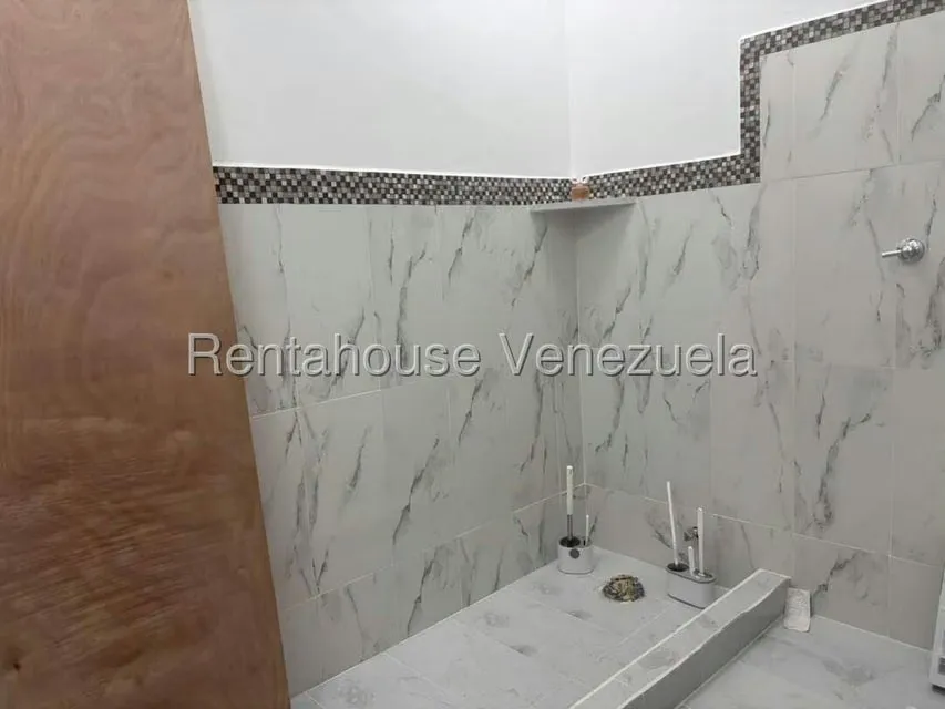 Casa (Duplex) en Venta en La Boyera, Distrito Metropolitano - 13