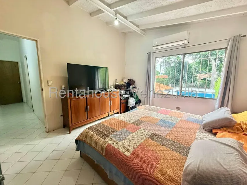 Casa (1 Nivel) en Venta en La Floresta, Distrito Metropolitano - 23