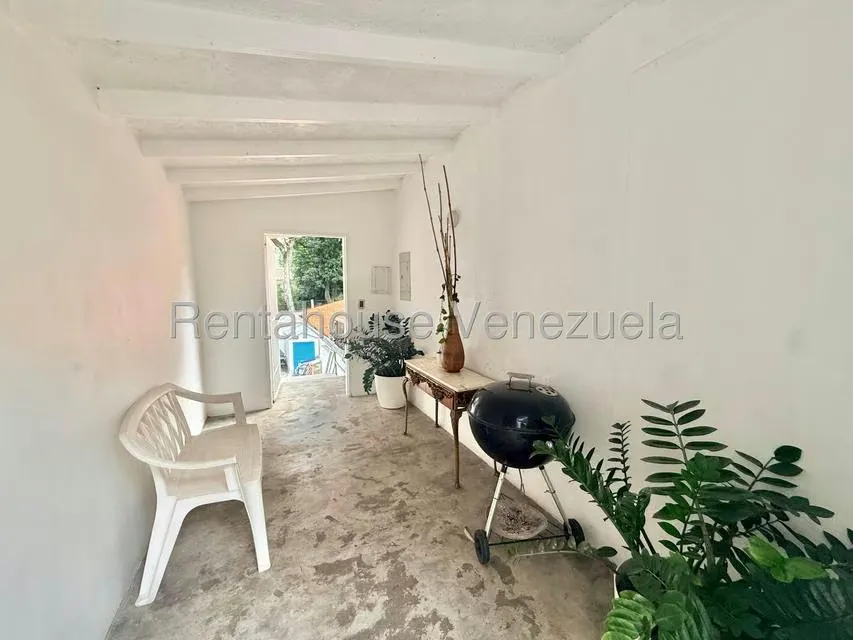 Casa (1 Nivel) en Venta en La Floresta, Distrito Metropolitano - 32