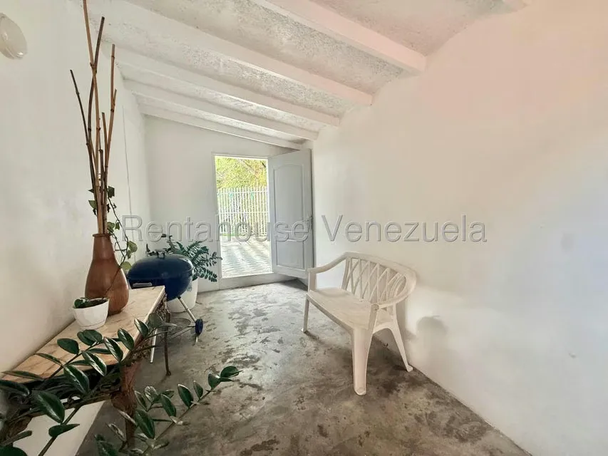 Casa (1 Nivel) en Venta en La Floresta, Distrito Metropolitano - 33