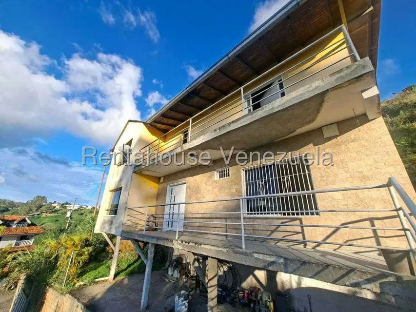 Casa (Multipes Niveles) en Venta en Municipio Carrizal, Miranda - 2
