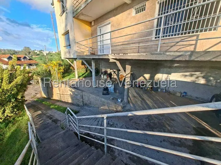 Casa (Multipes Niveles) en Venta en Municipio Carrizal, Miranda - 3