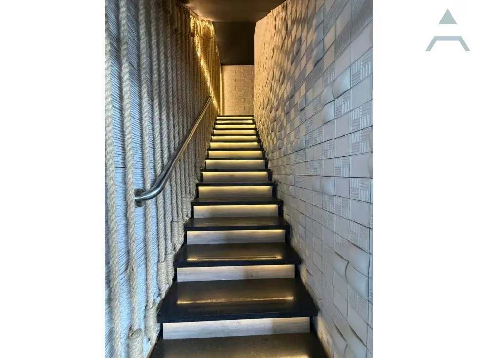 Se alquila Local Comercial 280m² La Castellana - 6