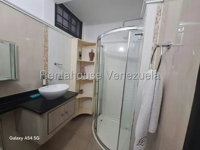 Casa (Multipes Niveles) en Venta en El Paraiso, Merida - 24