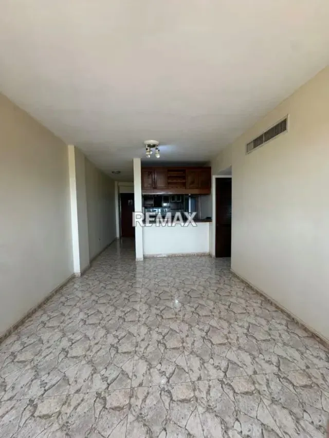 APARTAMENTO EN RESIDENCIAS COSTA DEL SOL EN AV EL MILAGRO - 12