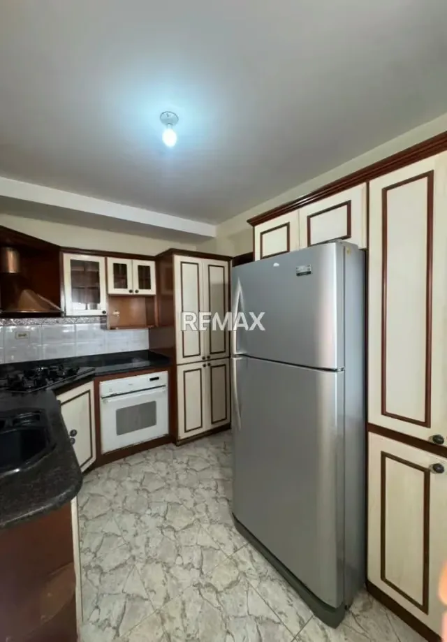 APARTAMENTO EN RESIDENCIAS COSTA DEL SOL EN AV EL MILAGRO - 7