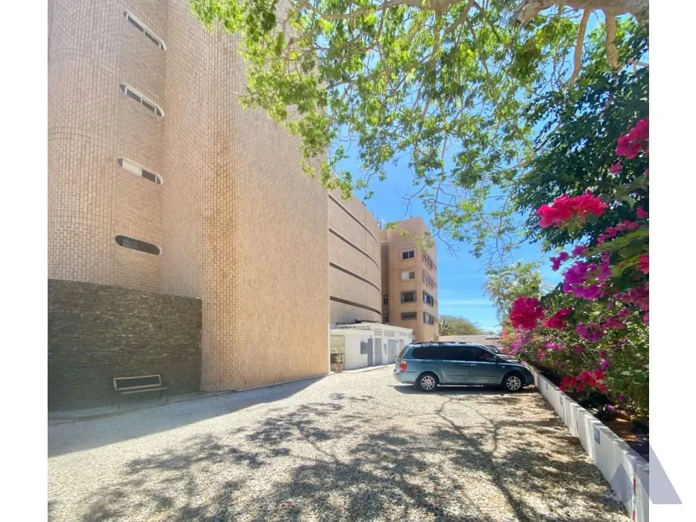 Vendo hotel 4002m2 Playa El Yaque 0989 - 15