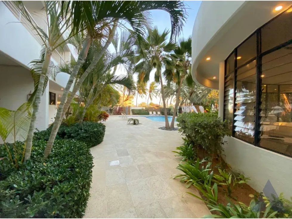 Vendo hotel 4002m2 Playa El Yaque 0989 - 23