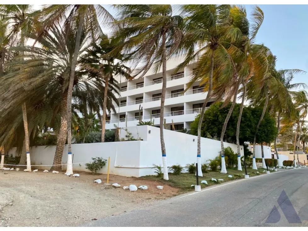Vendo hotel 4002m2 Playa El Yaque 0989 - 24