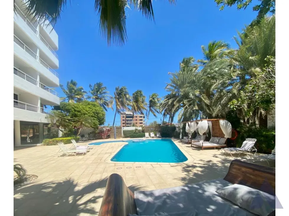 Vendo hotel 4002m2 Playa El Yaque 0989 - 4