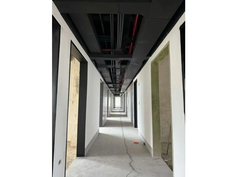 Vendo oficina financiada 66m2 Torre Nest Las Mercedes 6649 - 8
