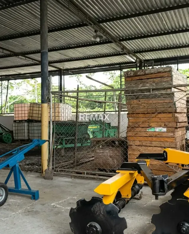 EN ALQUILER GALPÓN EN LA AV. ALIRIO UGARTE PELAYO. MATURÍN-MONAGAS - 3