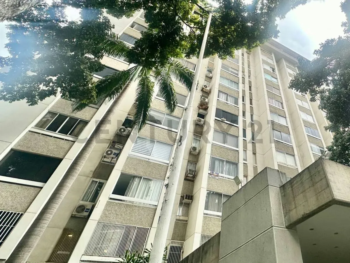 Lr - Alquiler apartamento en Los Palos Grandes