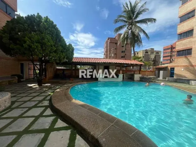 SE VENDE APARTAMENTO EN EL CONJUNTO MAR SOL Y BAHIA, CON EXCELENTE UBICACIÓN EN TUCACAS - 10