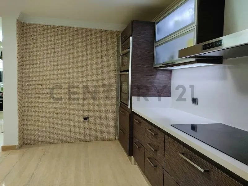 CASA EN ALQUILER EN LECHERIA CR CASAS BOTES C - 3
