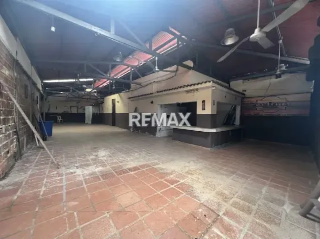 LOCAL COMERCIAL EN VENTA CALLE DEL HAMBRE MAÑONGO NAGUANAGUA EDO. CARABOBO - 12