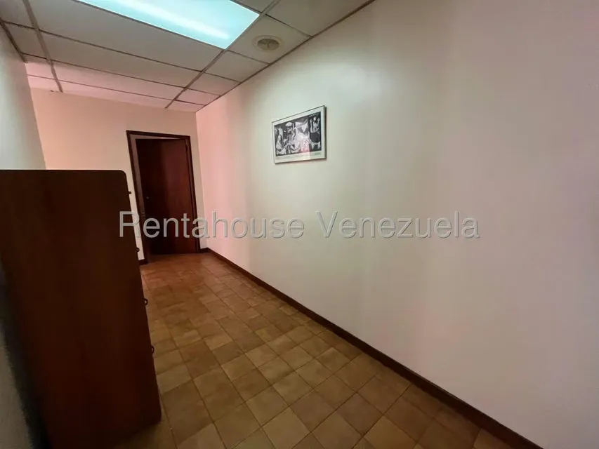 Oficina en Alquiler en Colinas de Bello Monte, Distrito Metropolitano - 9
