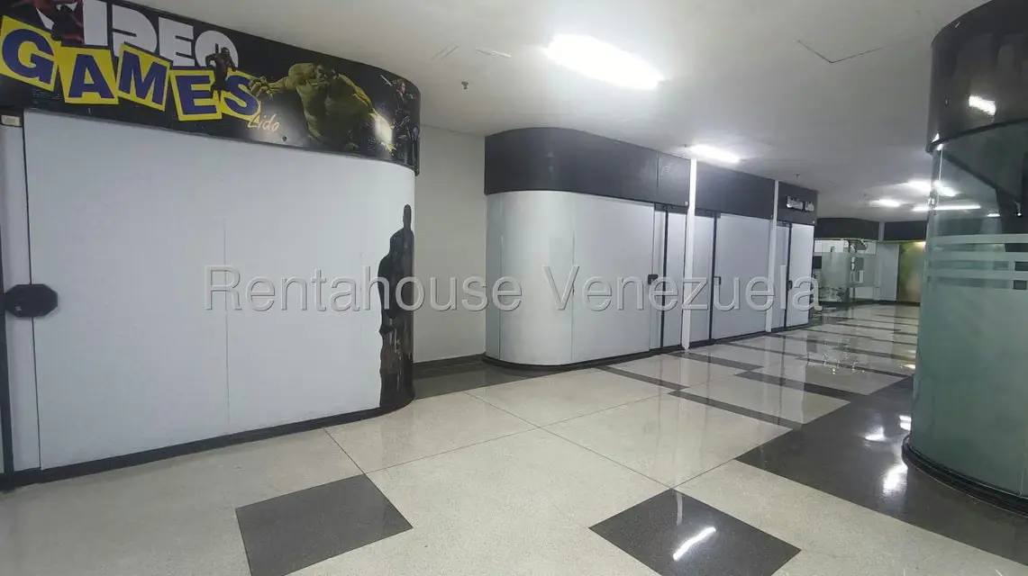 Local Comercial en Alquiler en El Rosal, Distrito Metropolitano - 2