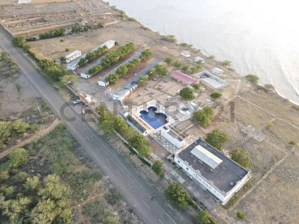 Amplio Hotel en la Vela De Coro, A orilla de playa costas del Estado Falcón - 6