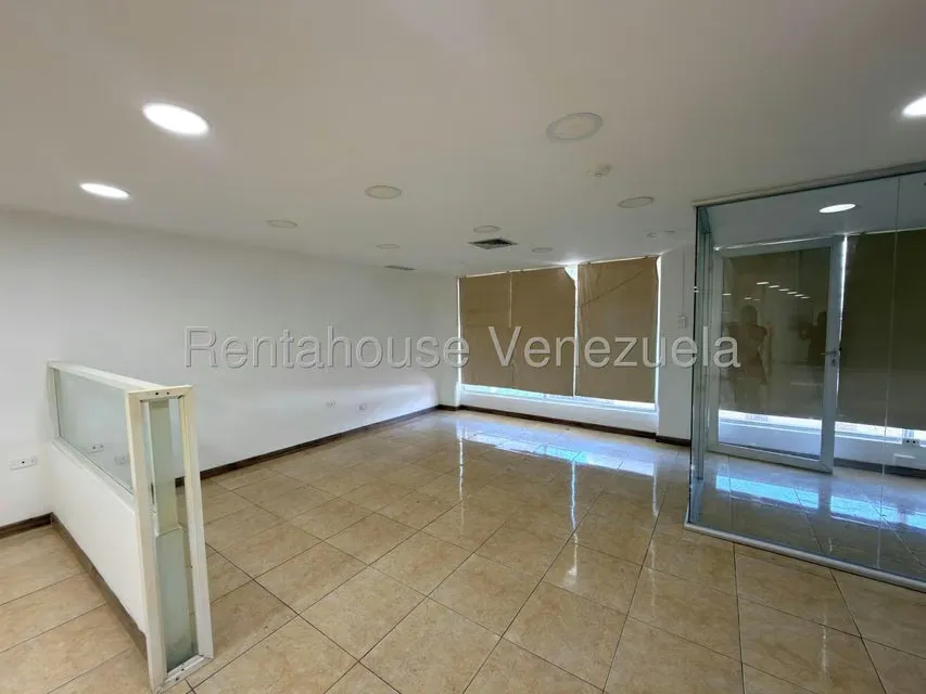 Local Comercial en Alquiler en Centro, Lara - 12