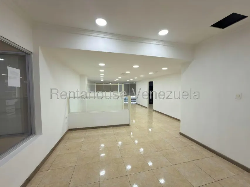 Local Comercial en Alquiler en Centro, Lara - 13