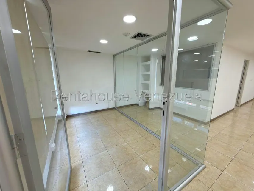 Local Comercial en Alquiler en Centro, Lara - 3