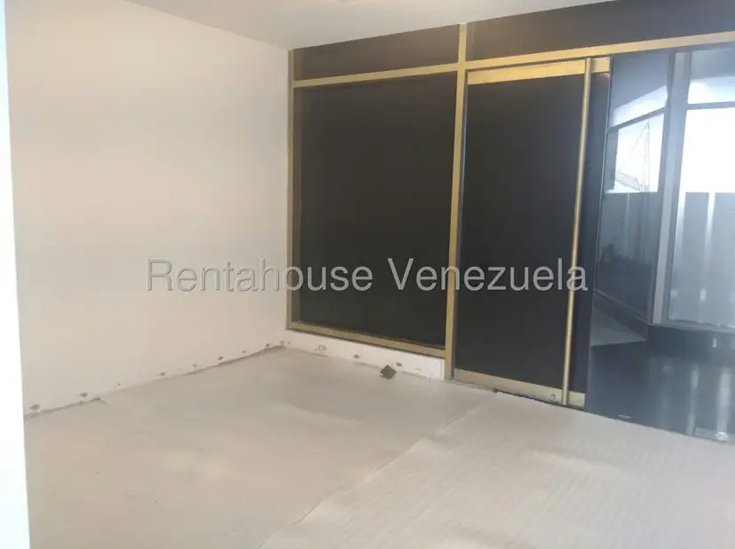 Comercial (Local Comercial) en Venta en Macaracuay, Distrito Metropolitano