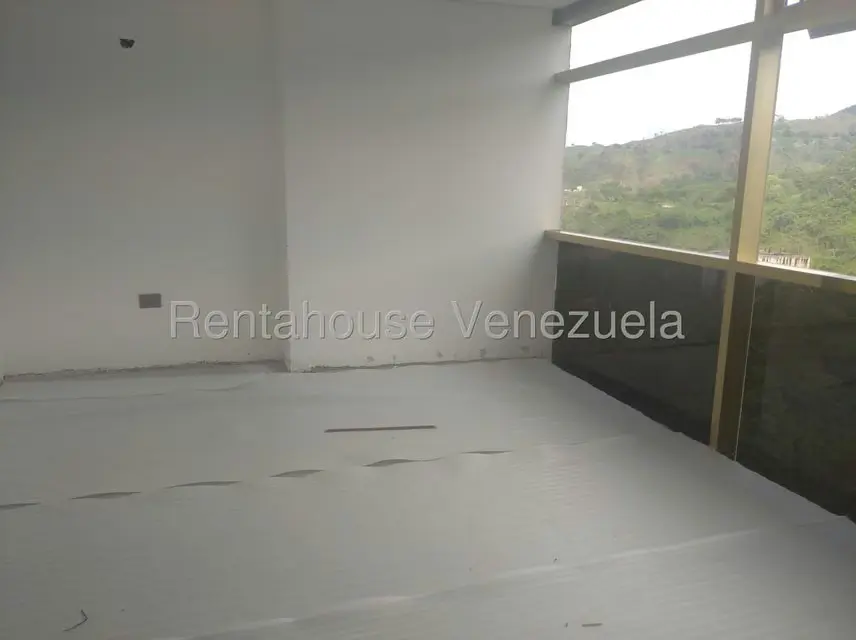 Local Comercial en Venta en Macaracuay, Distrito Metropolitano - 13
