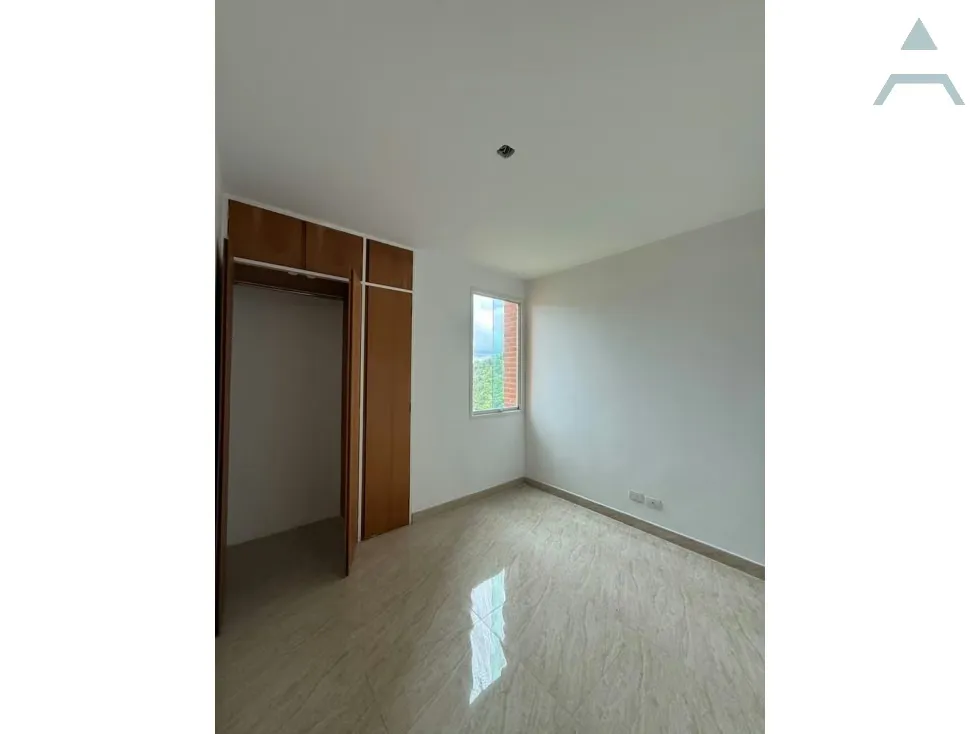 Se vende Apto 111m² 3h/2b/2p Lomas del Sol - 8