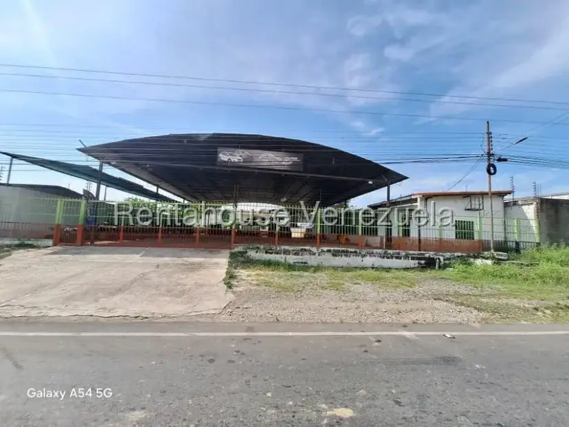 Comercial (Galpon - Deposito) en Alquiler en Santiago de Onia, Merida
