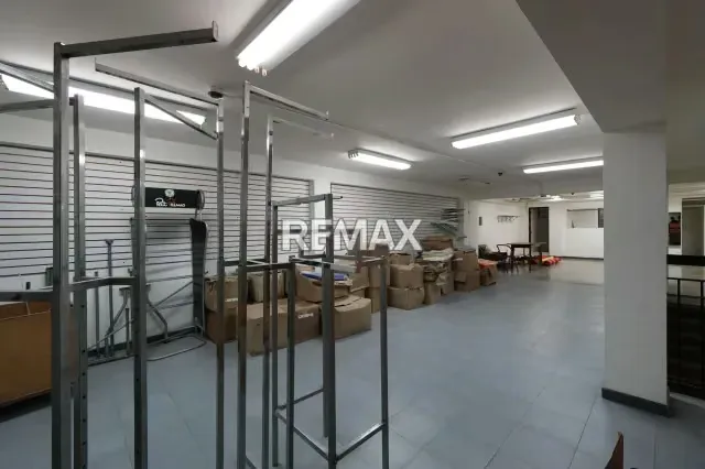 Amplio Local Comercial en la Candelaria, 337M - 15