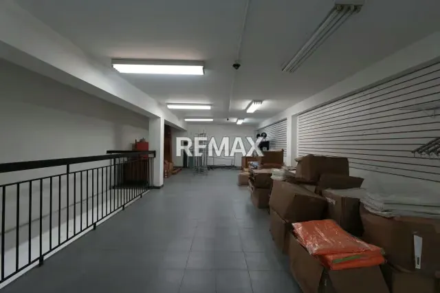 Amplio Local Comercial en la Candelaria, 337M - 16