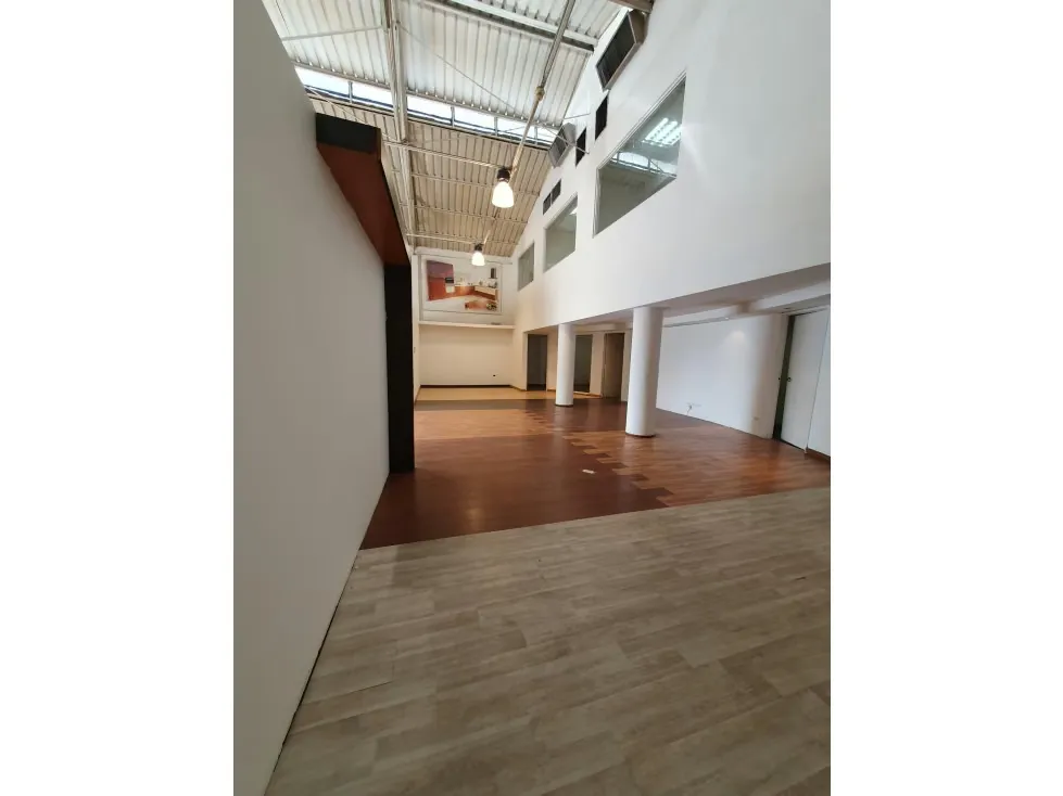 Venta de excelente Galpón en Chacao 308m2 - 6